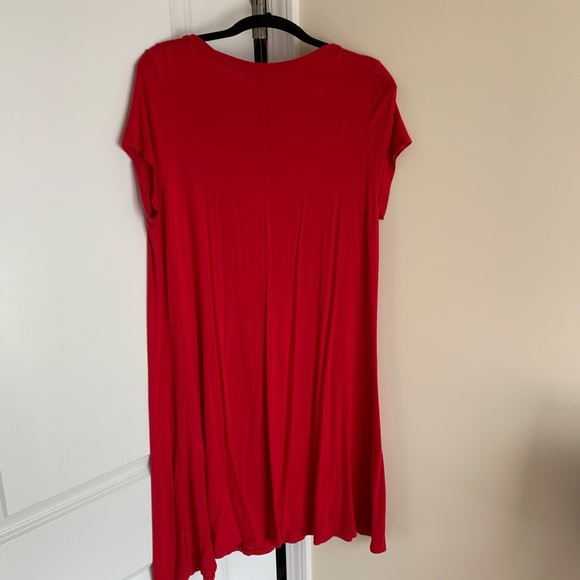 Red Swing dress - Picture 3 of 3